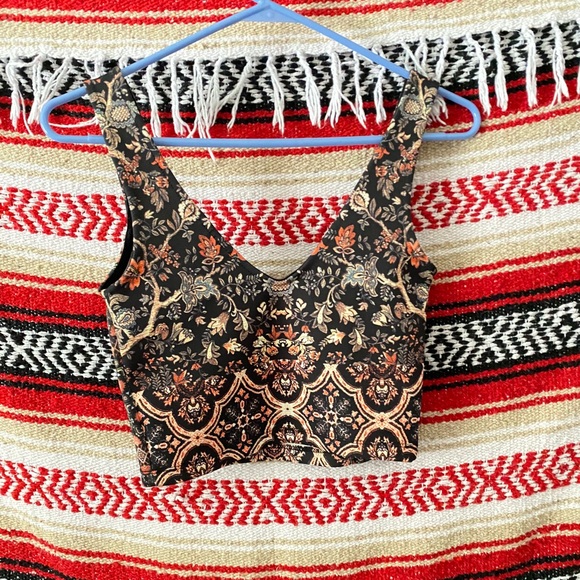 Topshop crop top ! - Picture 2 of 4